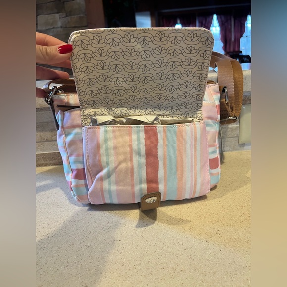 Lily Bloom Crossbody Bag NWT pick one - Picture 4 of 13